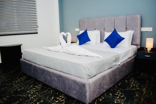 Room 1